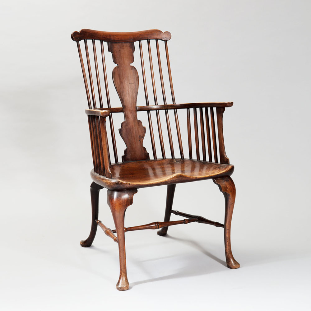 George III Walnut and Sycamore Comb-back Windsor Chair
