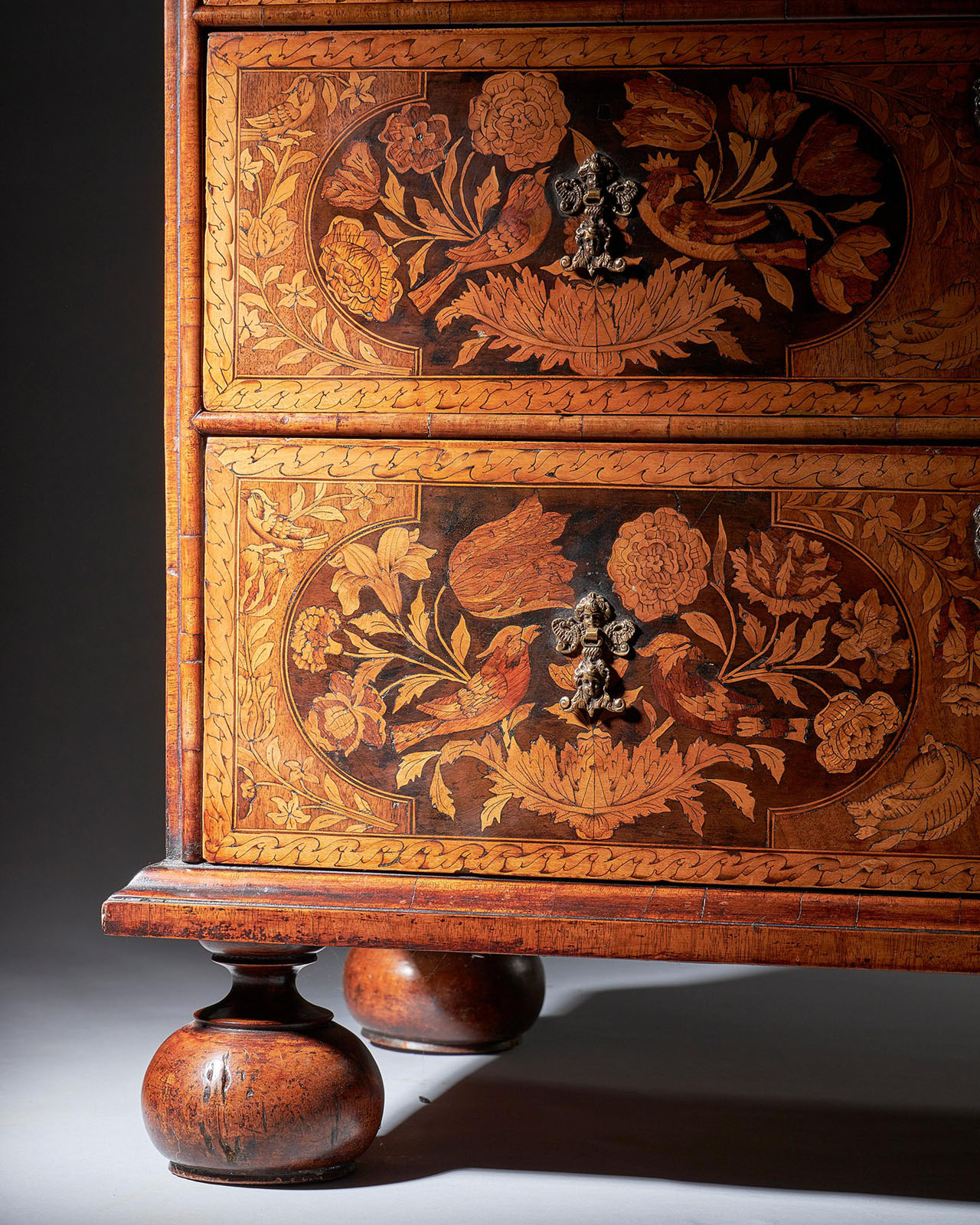 William and Mary Marquetry Chest of Drawers 8