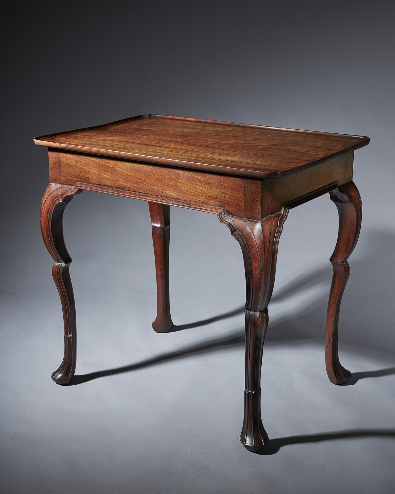 Important 18th Century Mahogany Irish Silver Table or Tea Table, circa 1740-1760 1