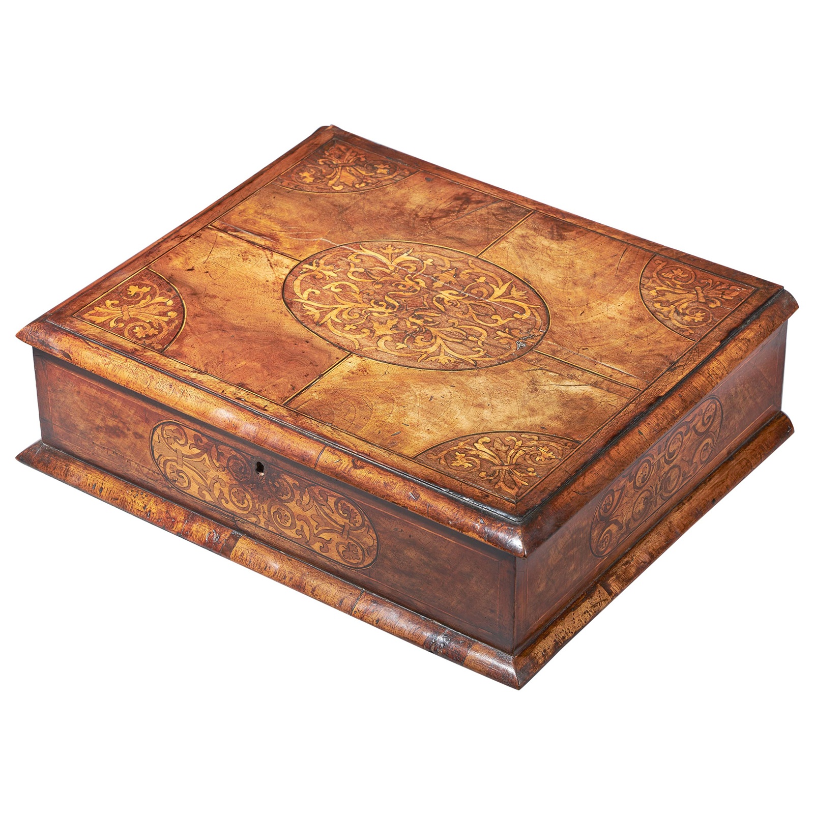 17th Century Figured Walnut and Seaweed Marquetry Lace Box 2