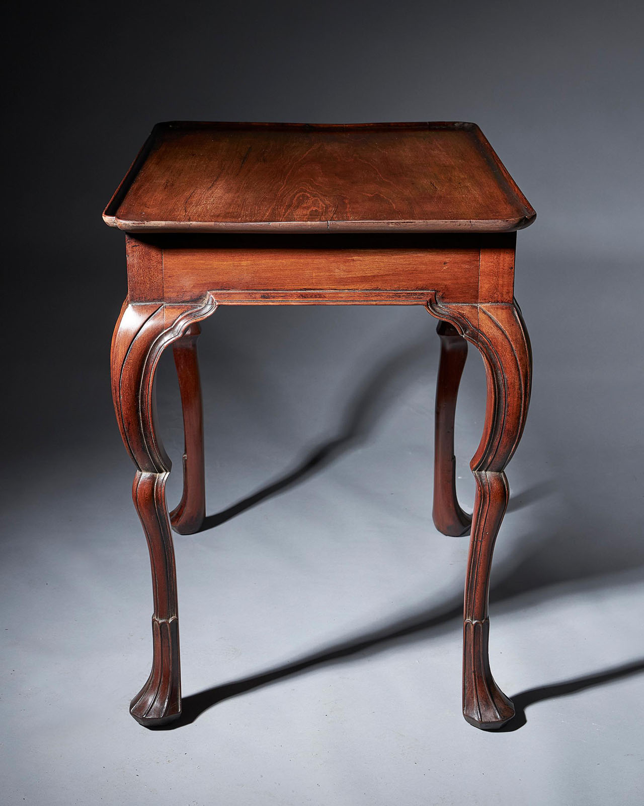 Important 18th Century Mahogany Irish Silver Table or Tea Table, circa 1740-1760 3