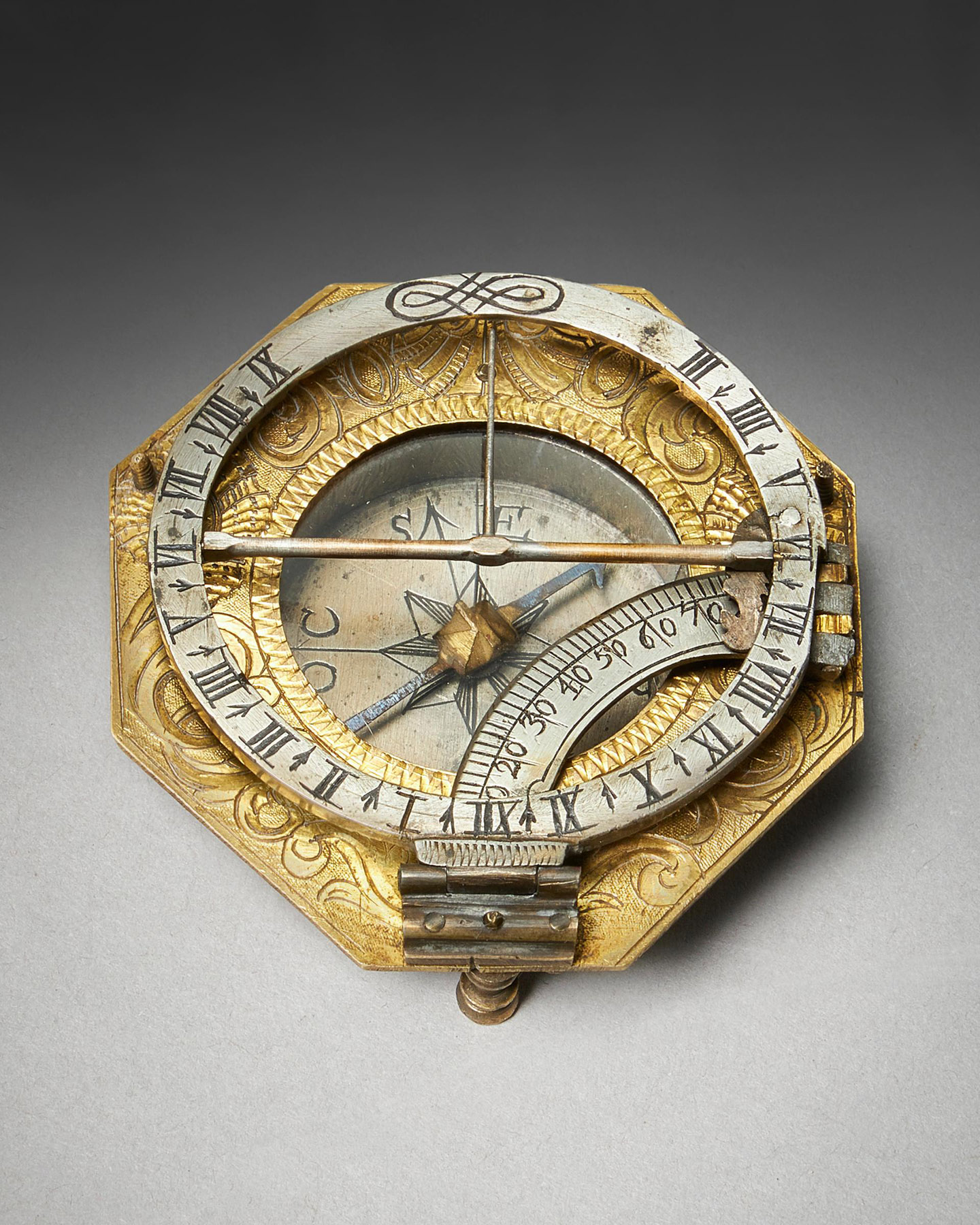 18th Century German Equinoctial Pocket Sundial and Compass by Ludwig Theodor 4