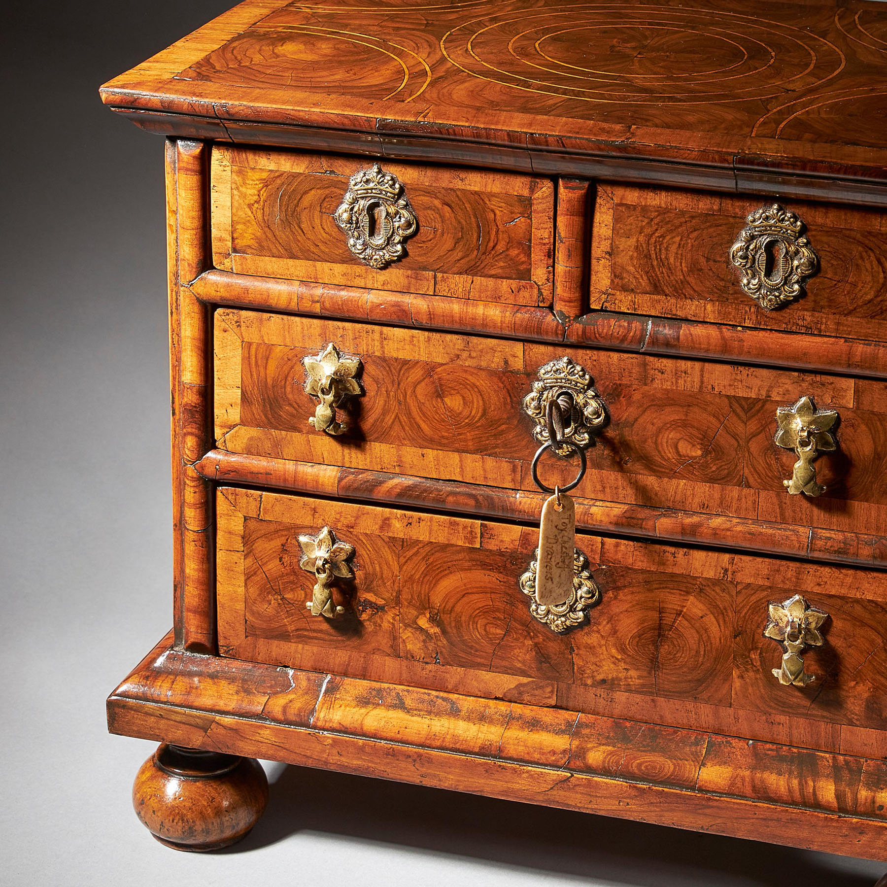 Diminutive 17th century William and Mary Olive Oyster Miniature Chest of Drawers 3