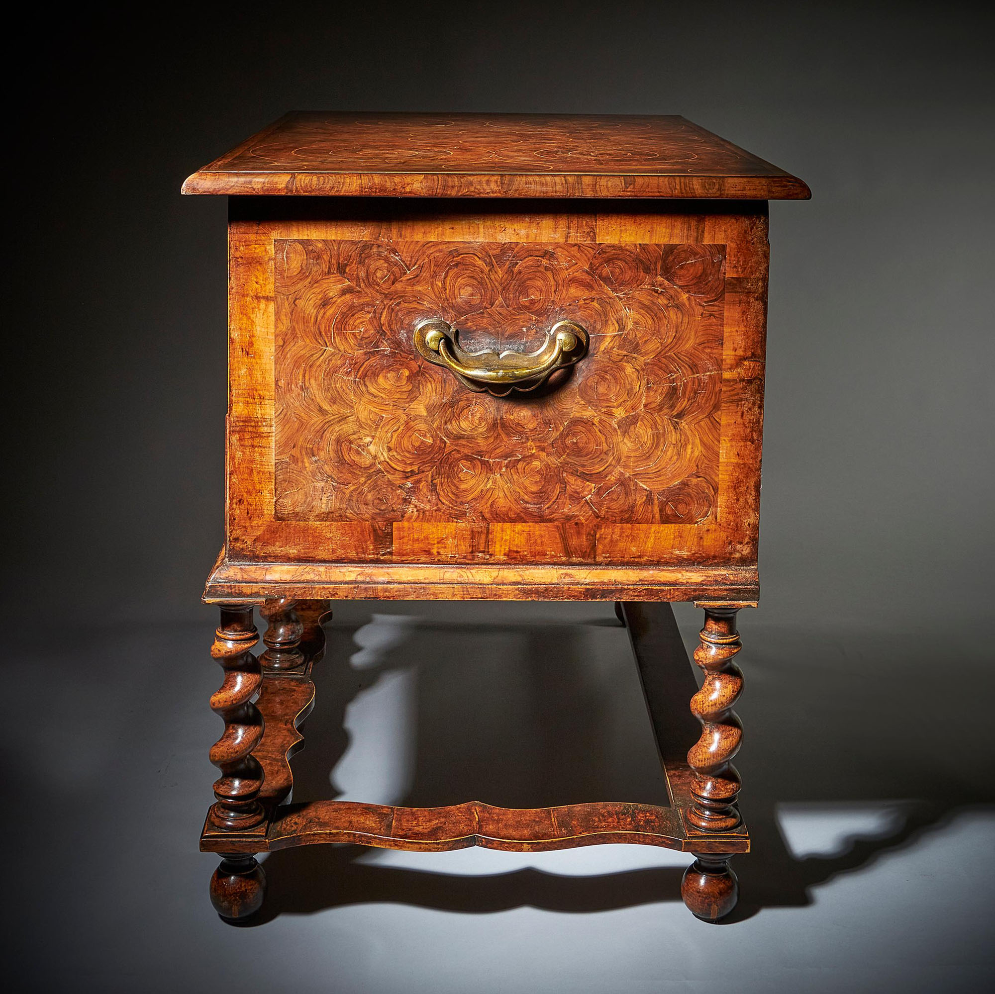 A fine and extremely rare 17th century William and Mary baroque olive oyster chest on stand or 'table box', circa 1675-1690. 17