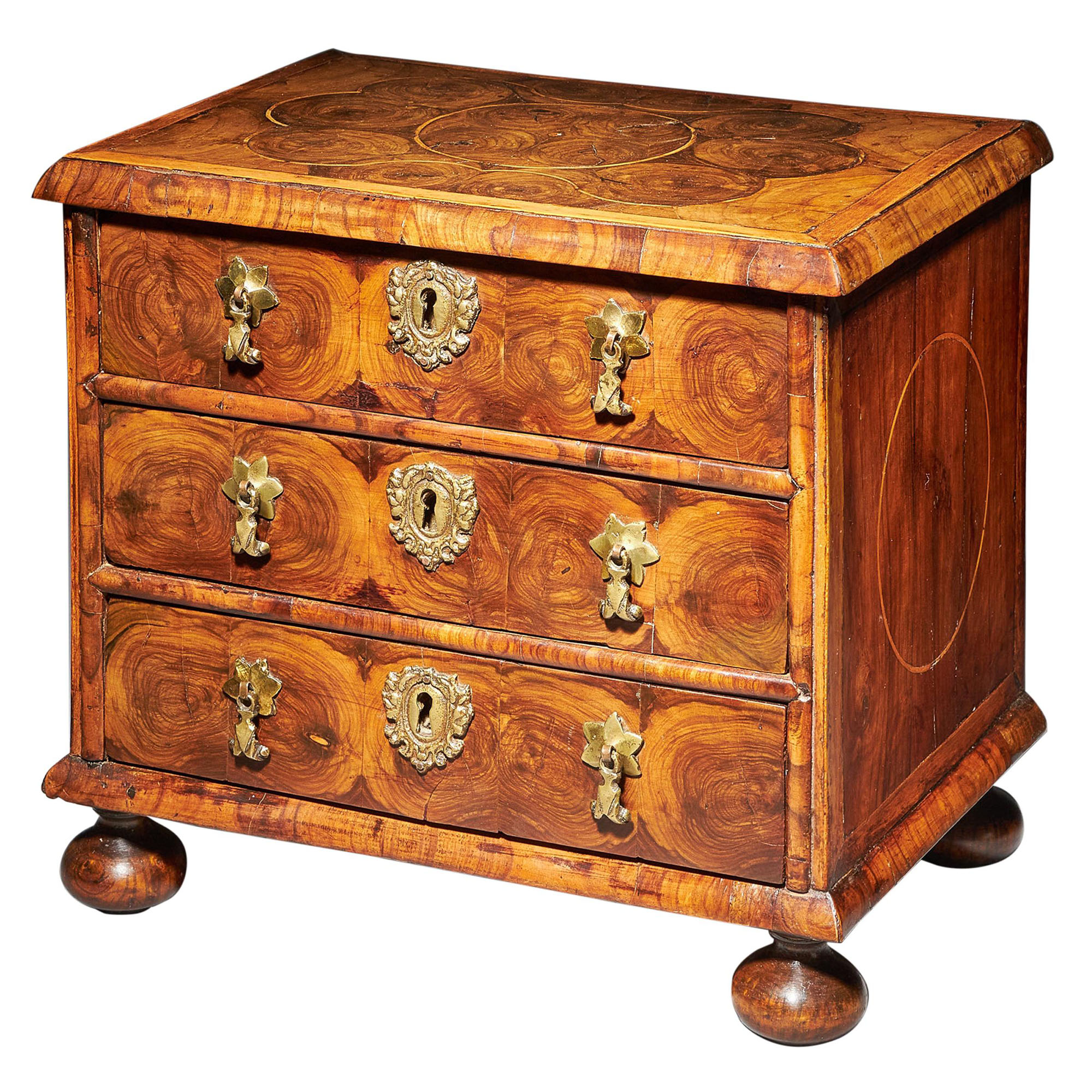 Miniature William and Mary Diminutive Olive Oyster Chest C.1688-1702 2