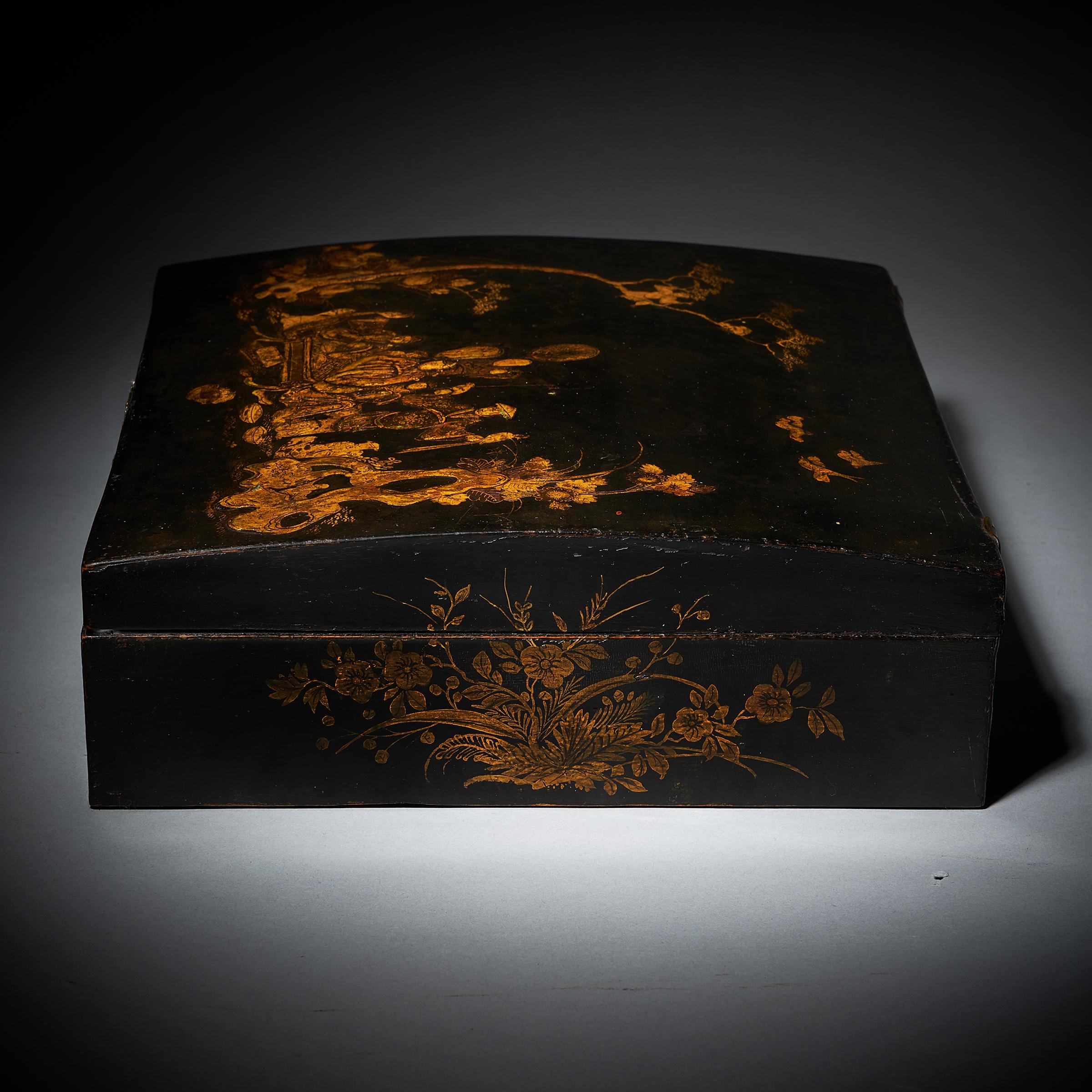 18th Century George I Domed Topped Japanned Chinoiserie Falconry Box 3