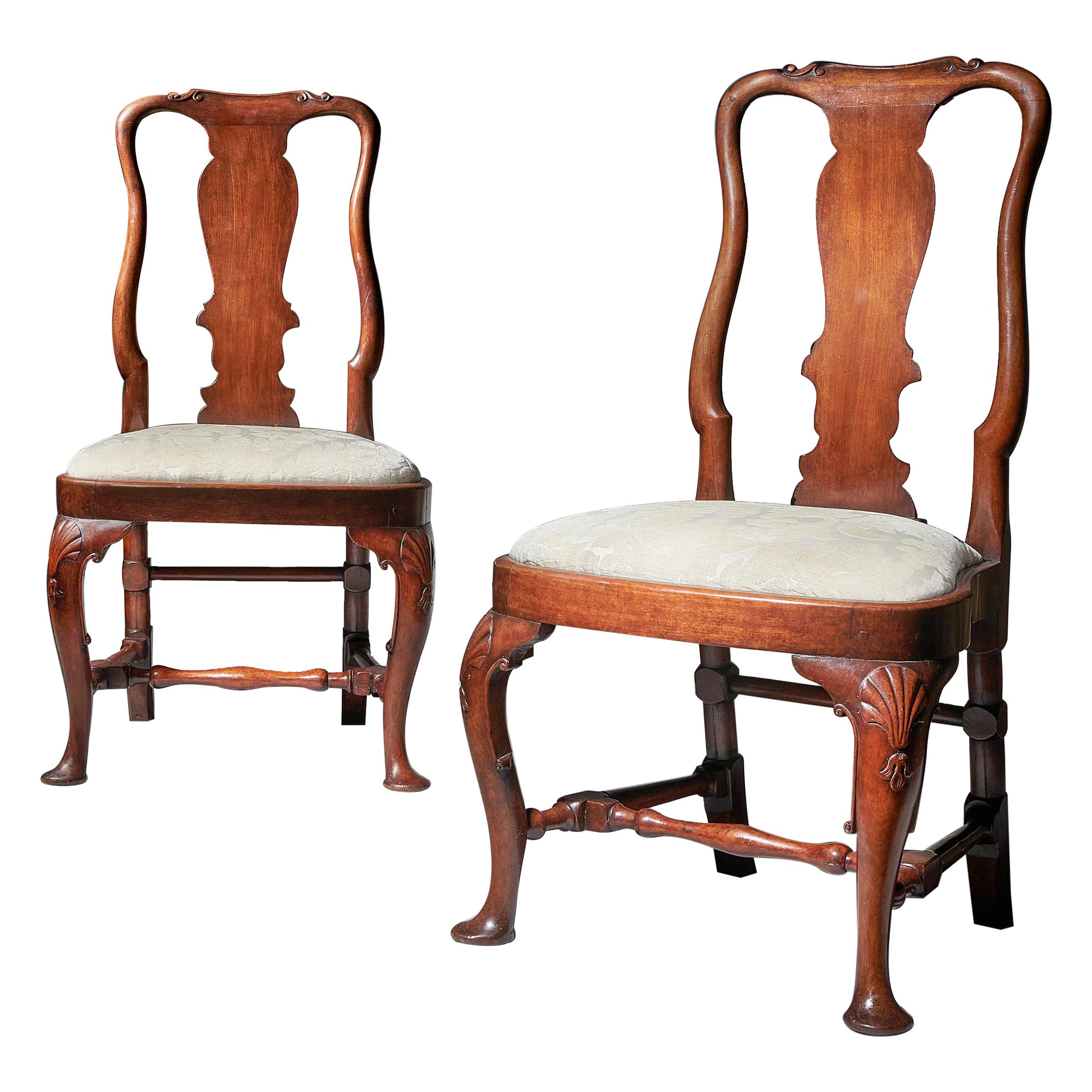 Pair of George I 18th Century Carved Mahogany Chairs, Circa 1720 1