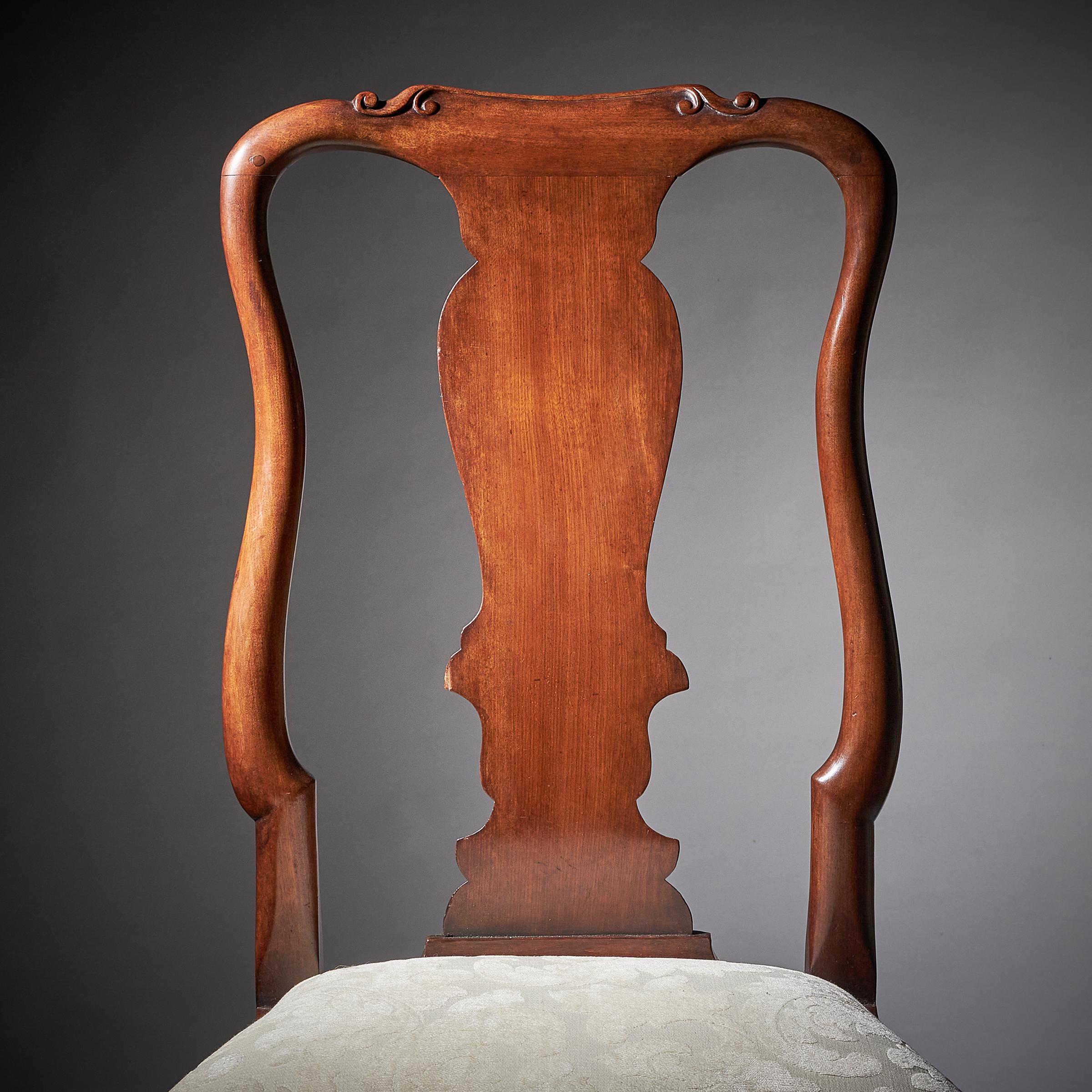 Pair of George I 18th Century Carved Mahogany Chairs, Circa 1720 2