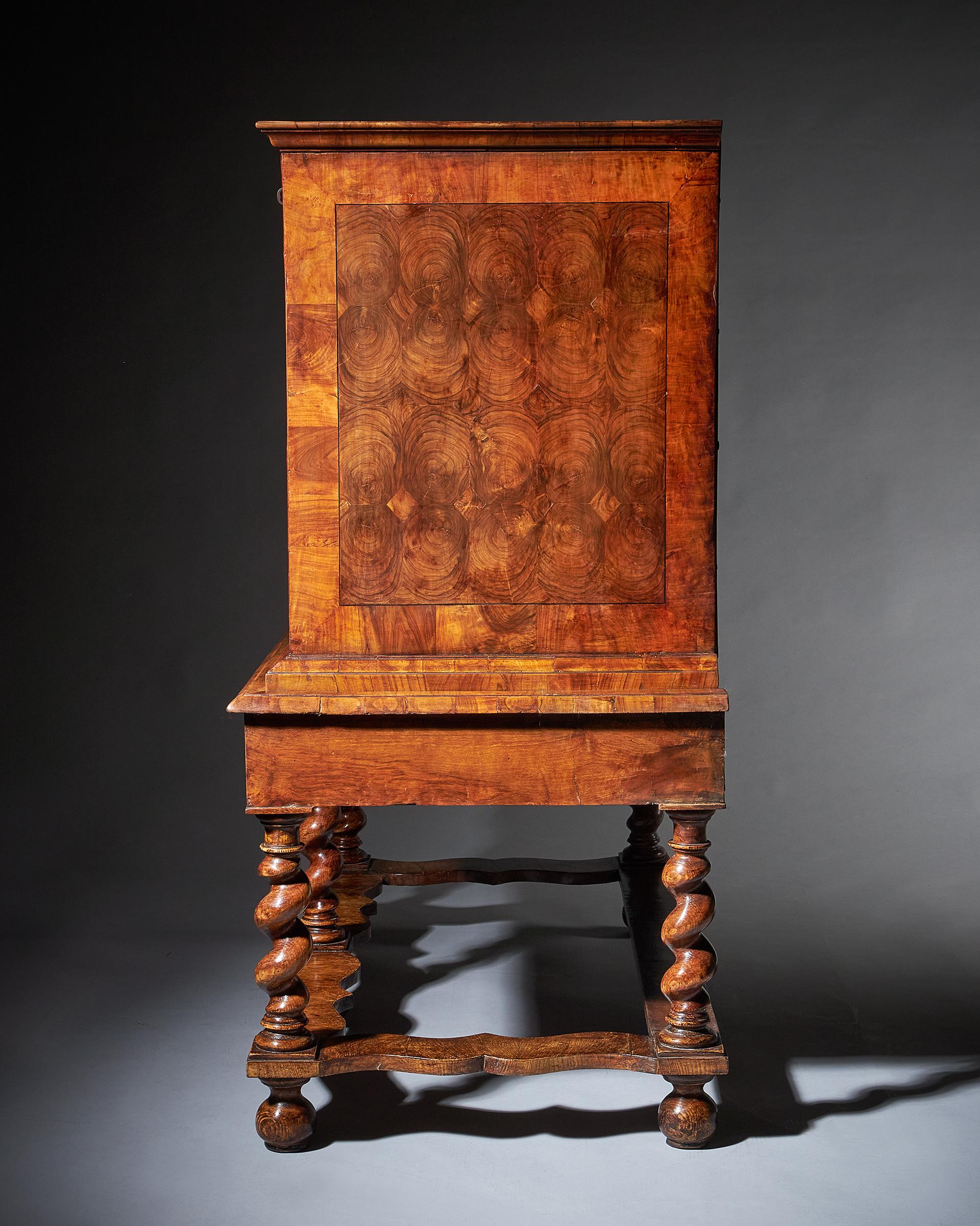 William and Mary 17th Century Olive Oyster Chest on Stand, circa 1680-1690 2