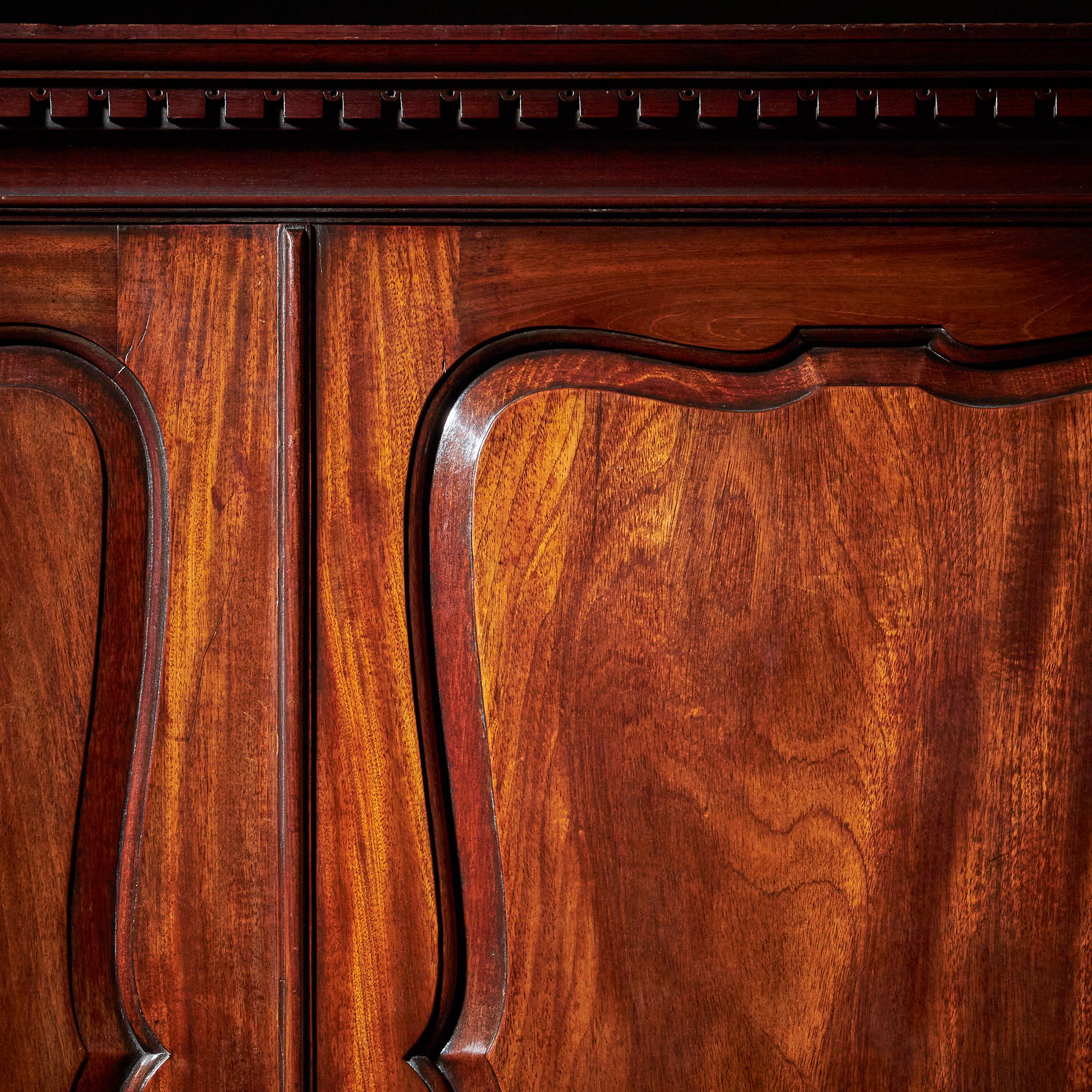 18th-Century George II Mahogany Secretaire Linen Press, Attributed, Giles Grendey 12
