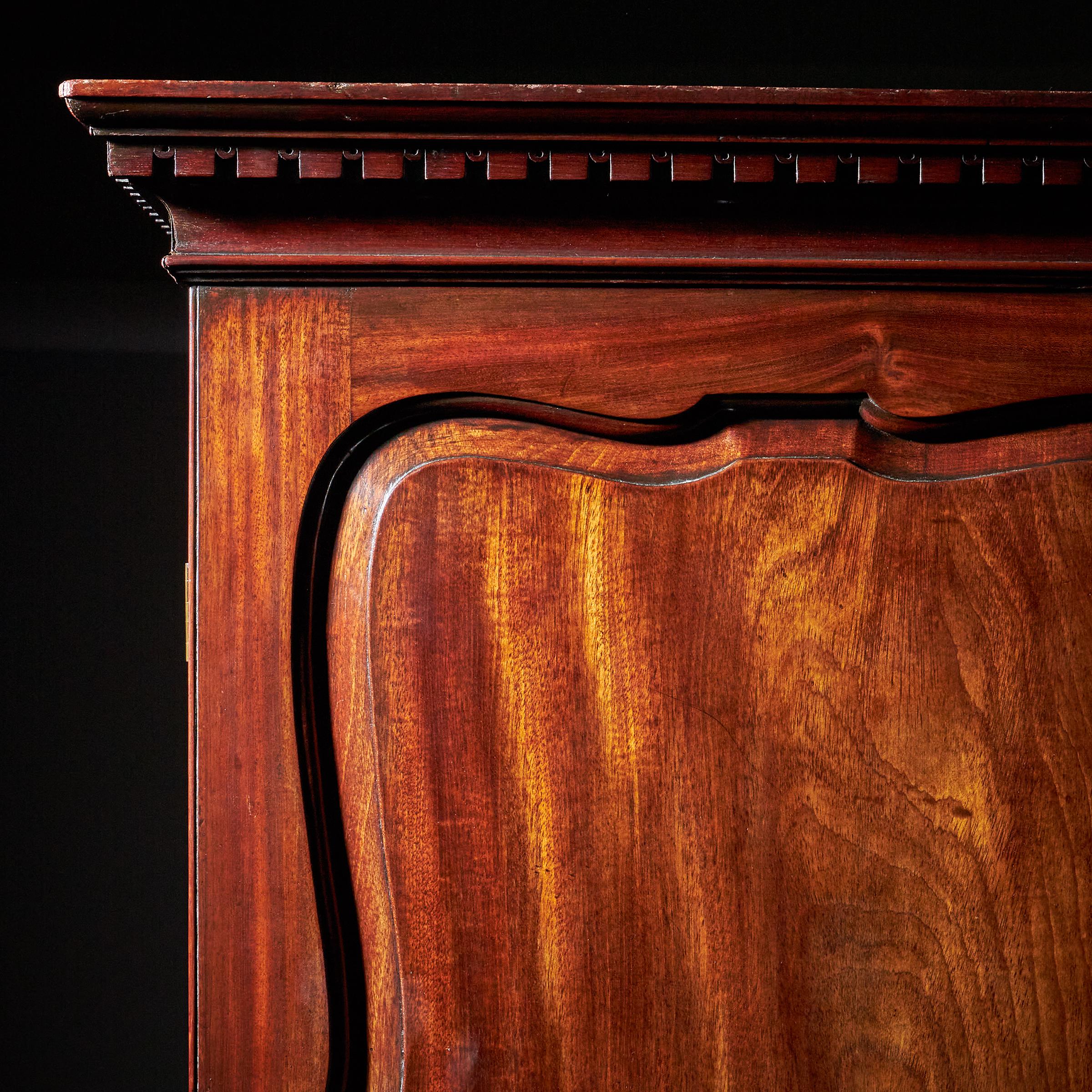18th-Century George II Mahogany Secretaire Linen Press, Attributed, Giles Grendey 16
