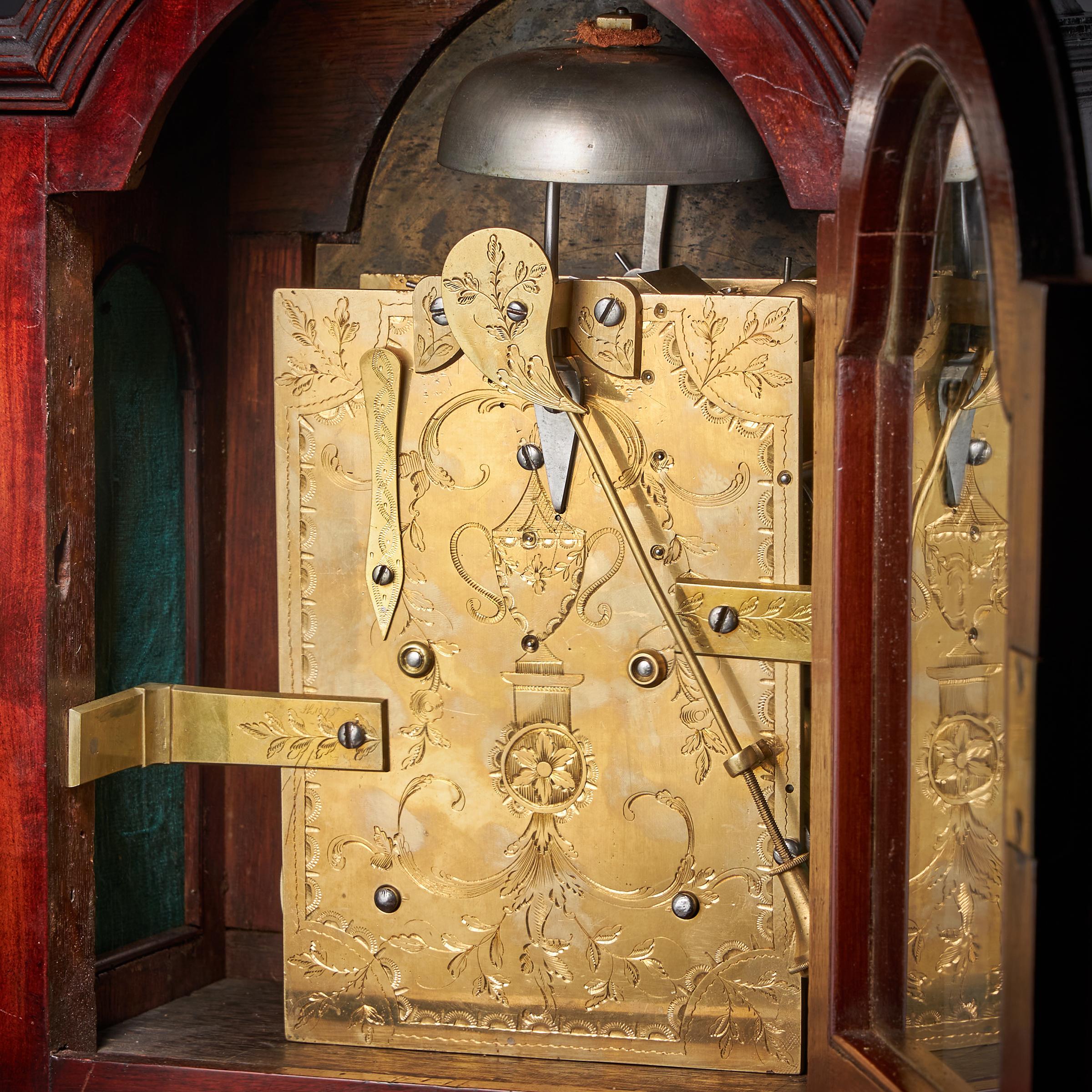 18th Century George III Figured Mahogany Three Pad Striking Bracket Clock 8