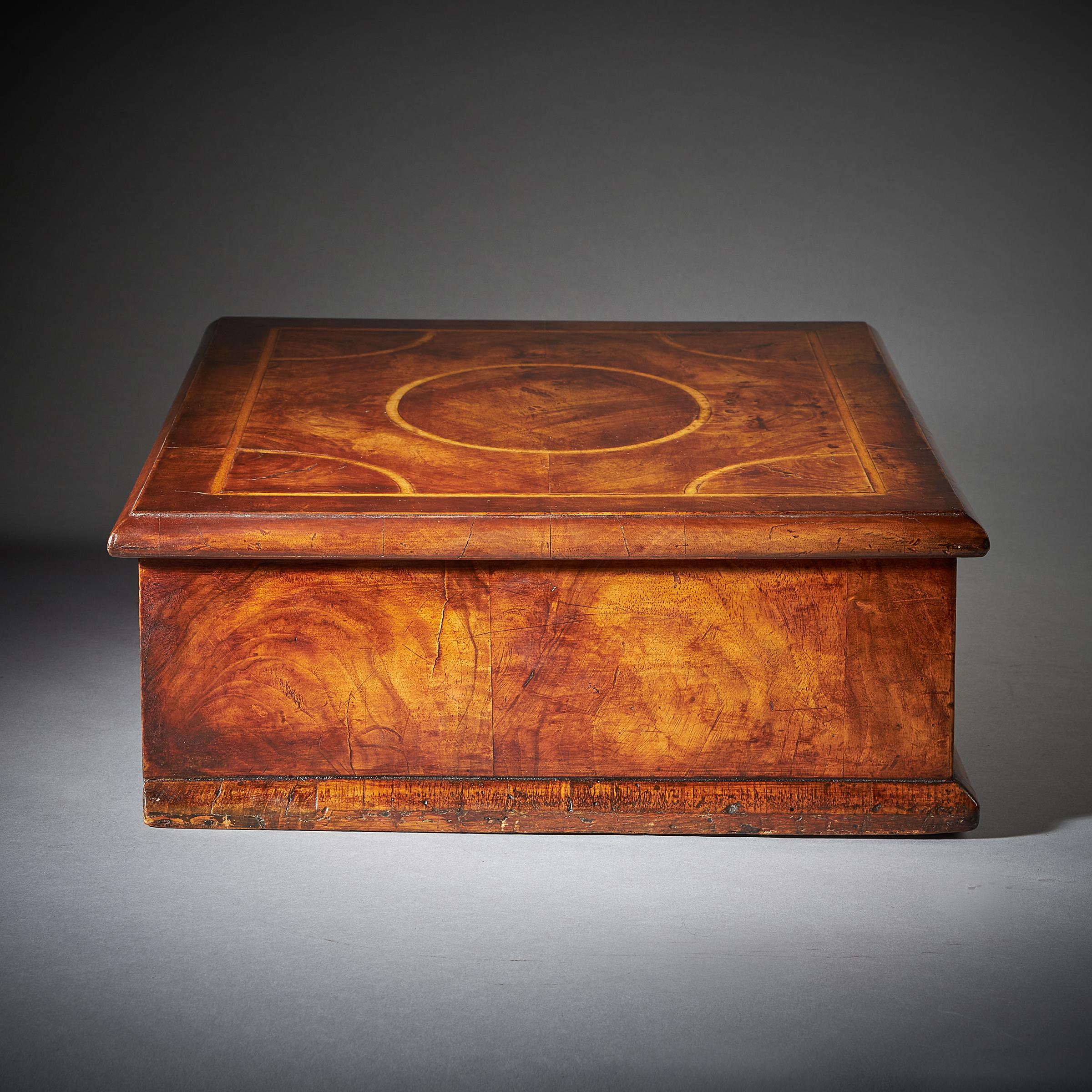 A Rare Figured Walnut Queen Anne - George I Lace Box, circa 1700-1720. 3