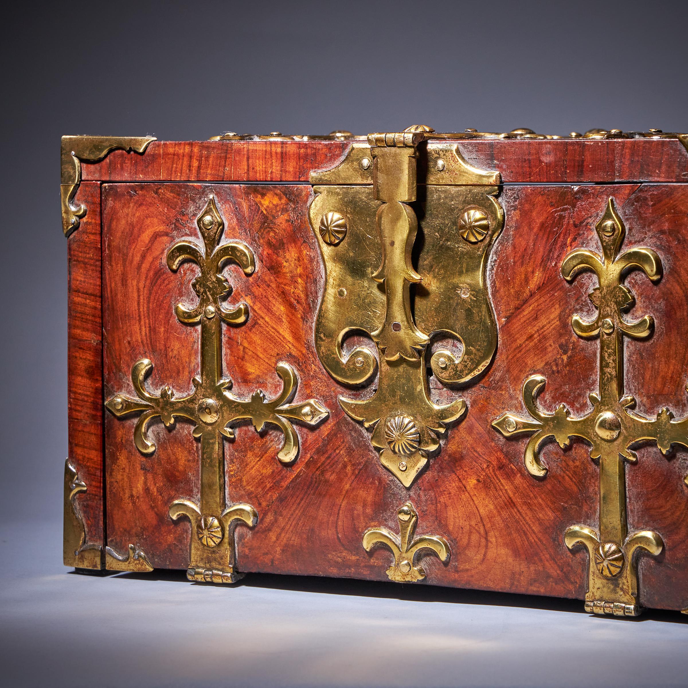 17th-Century Diminutive William and Mary Kingwood Strongbox or Coffre Fort, C. 1690. 6