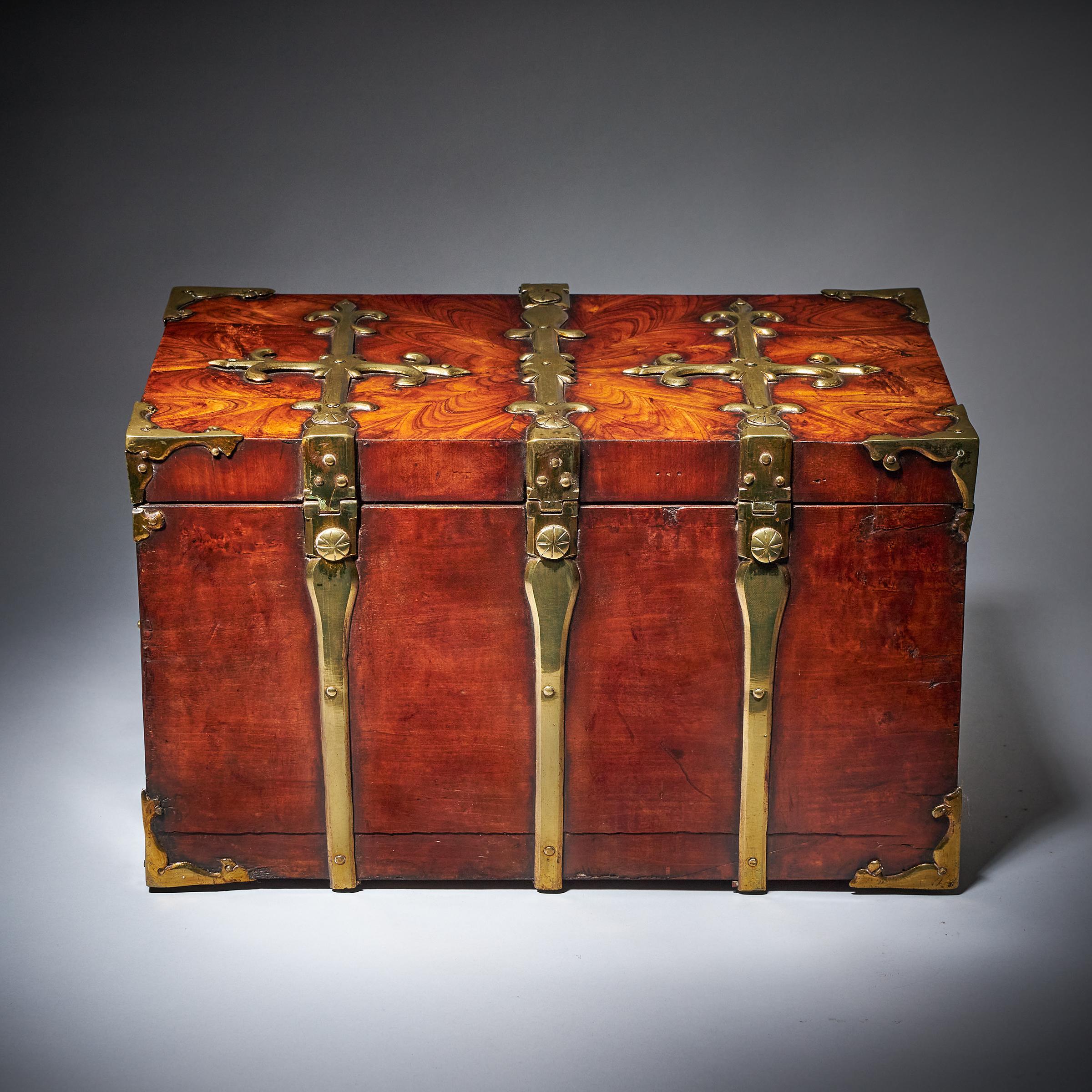 17th Century William and Mary Kingwood Strongbox or Coffre Fort c.1690 7