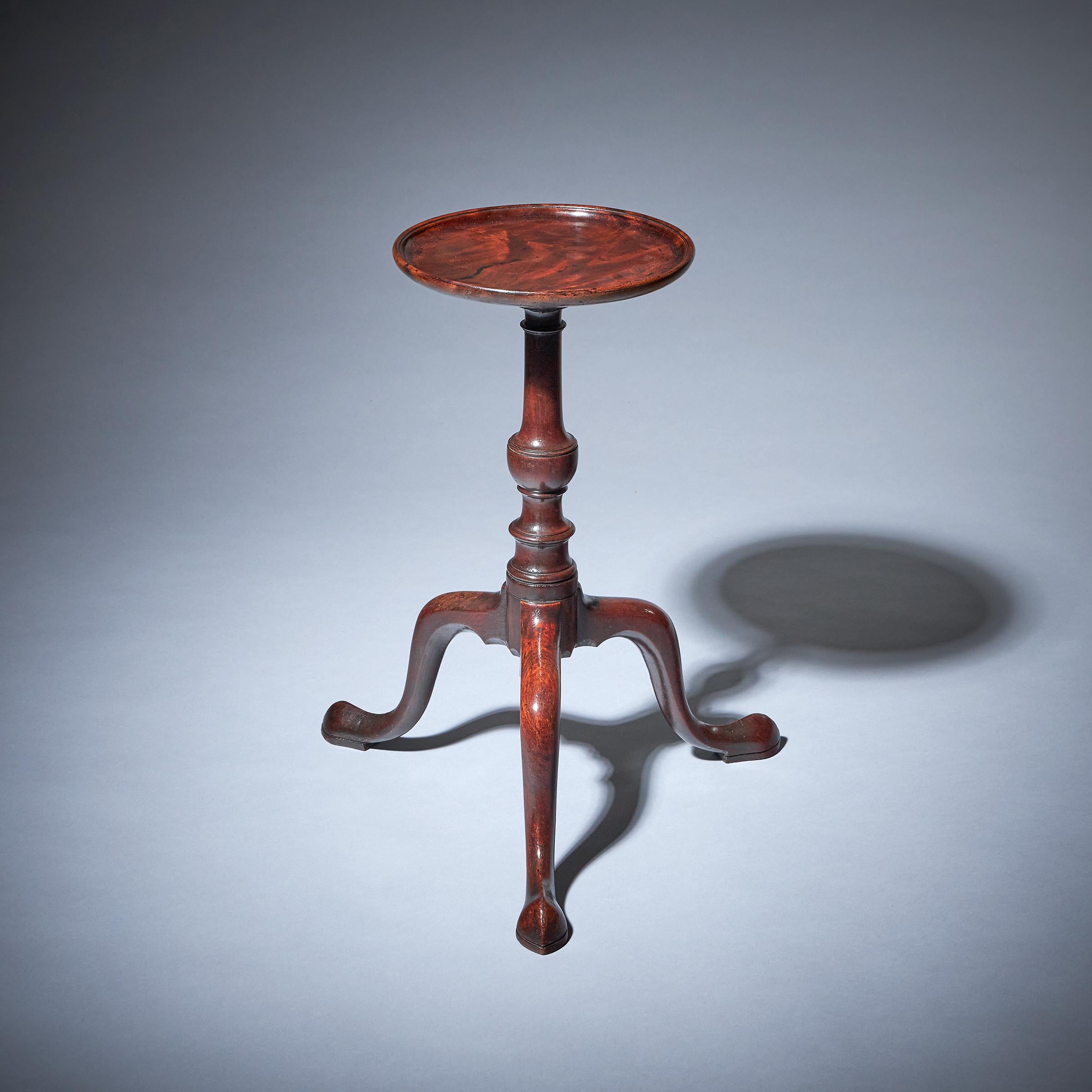 Georgian 18th Century Mahogany Kettle Stand/Wine Table of Diminutive Proportions 8