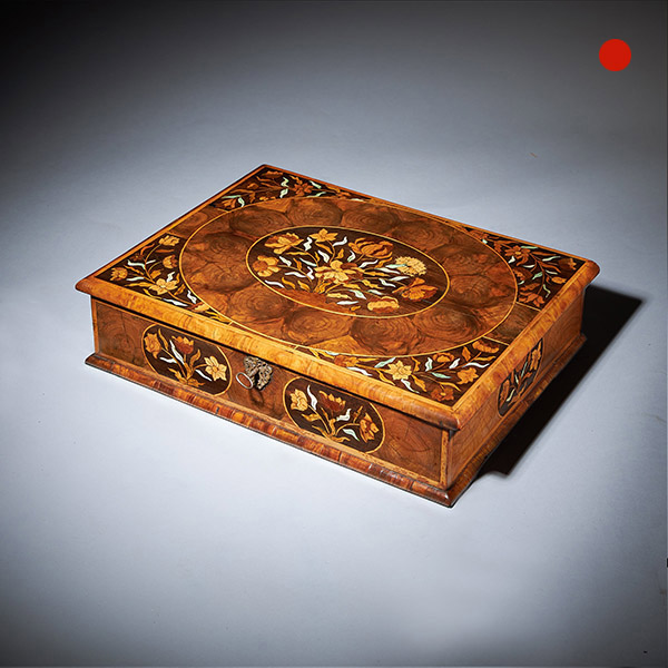 17th Century William and Mary Floral Marquetry Olive Oyster Lace Box Circa 1680