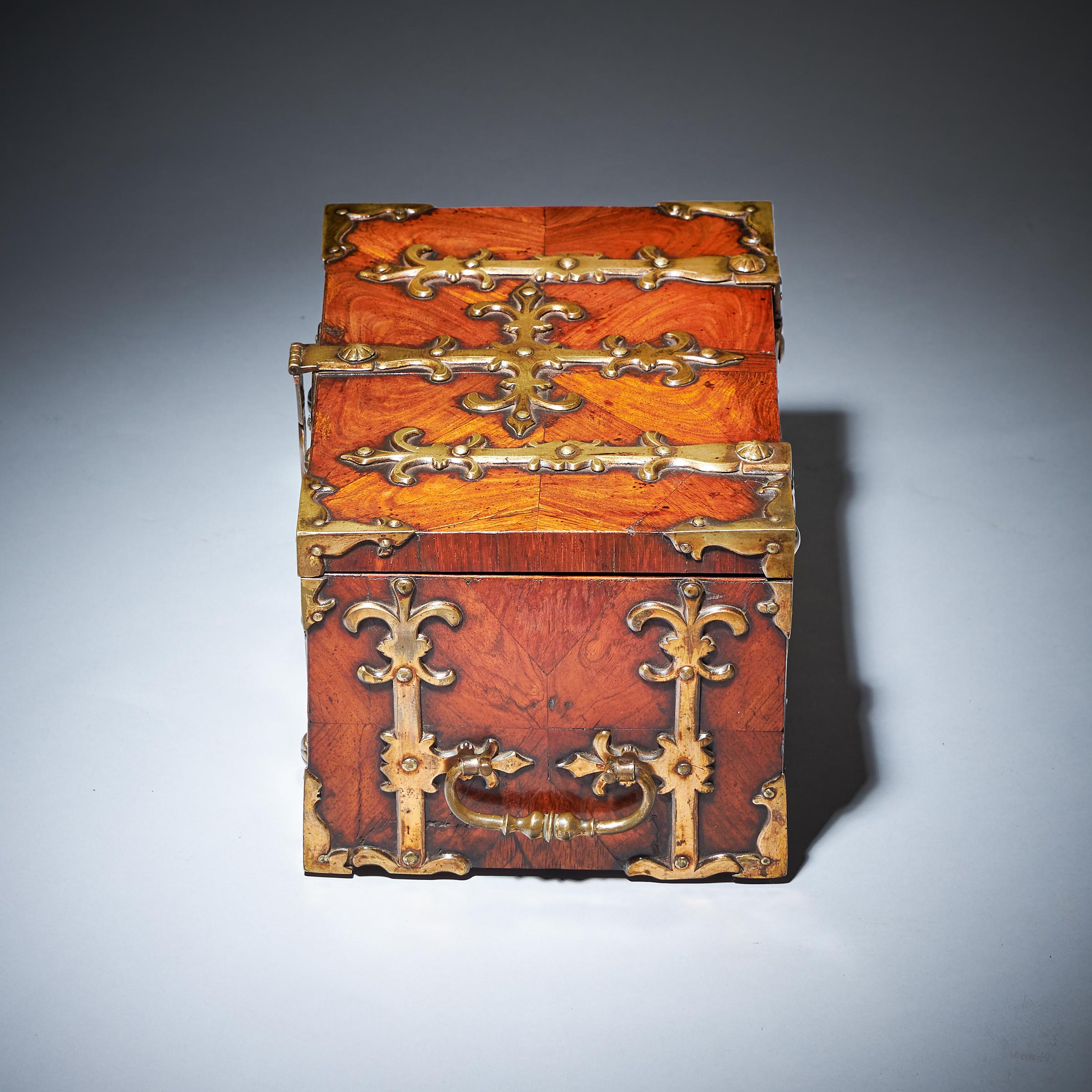 17th-Century Diminutive William and Mary Kingwood Strongbox or Coffre Fort, C. 1690 2