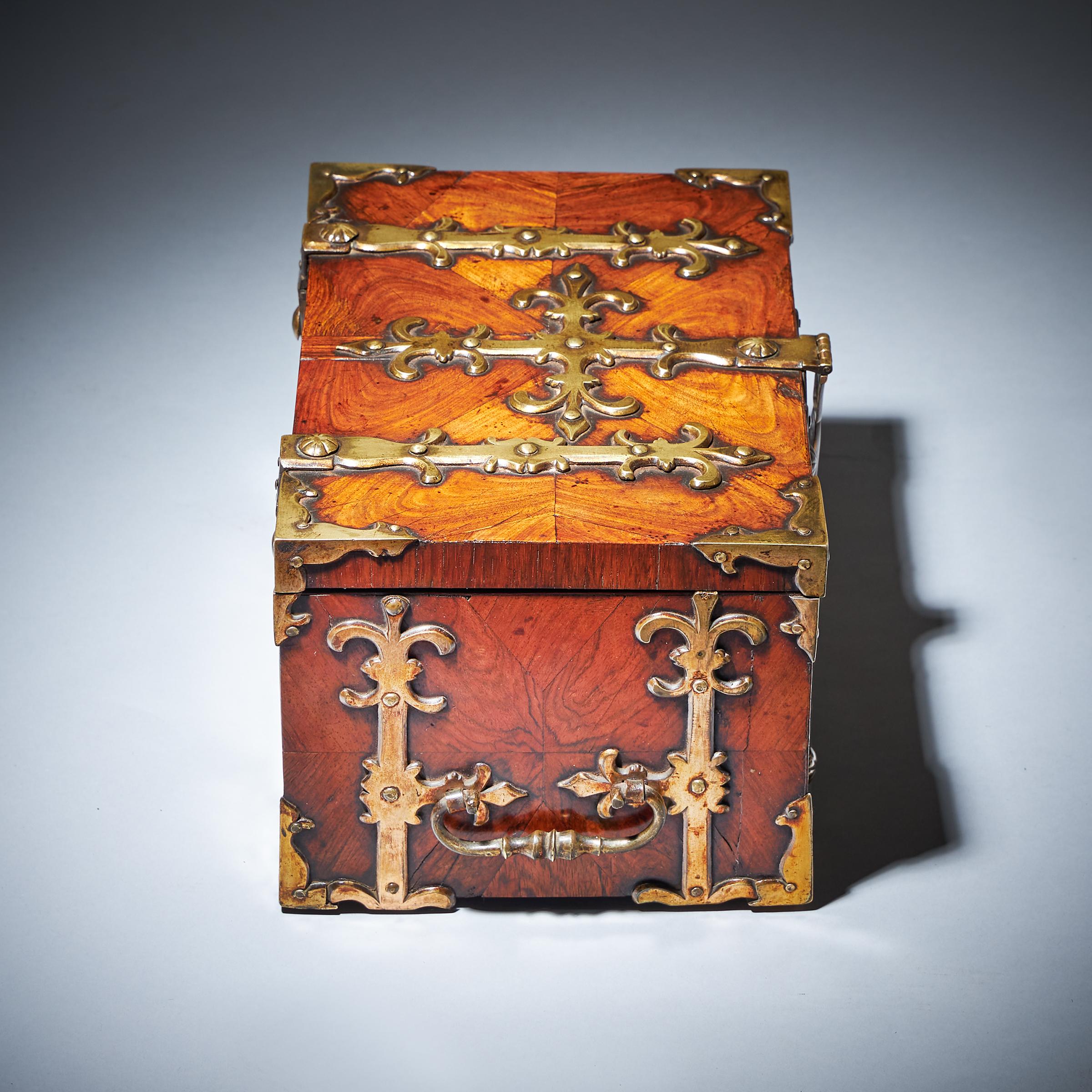 17th-Century Diminutive William and Mary Kingwood Strongbox or Coffre Fort, C. 1690 4