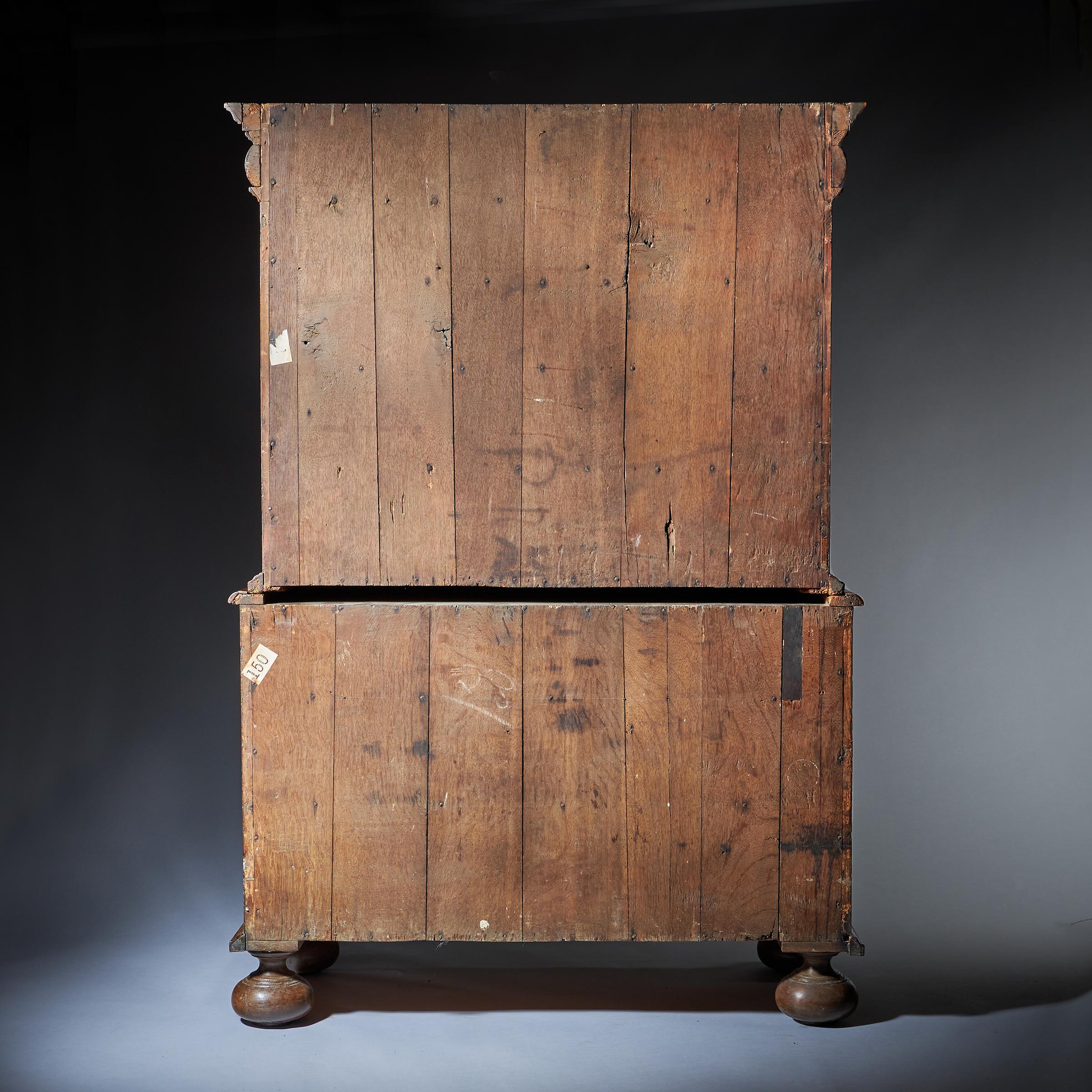 Original 17th Century William and Mary Burr Walnut Cabinet on Chest 5