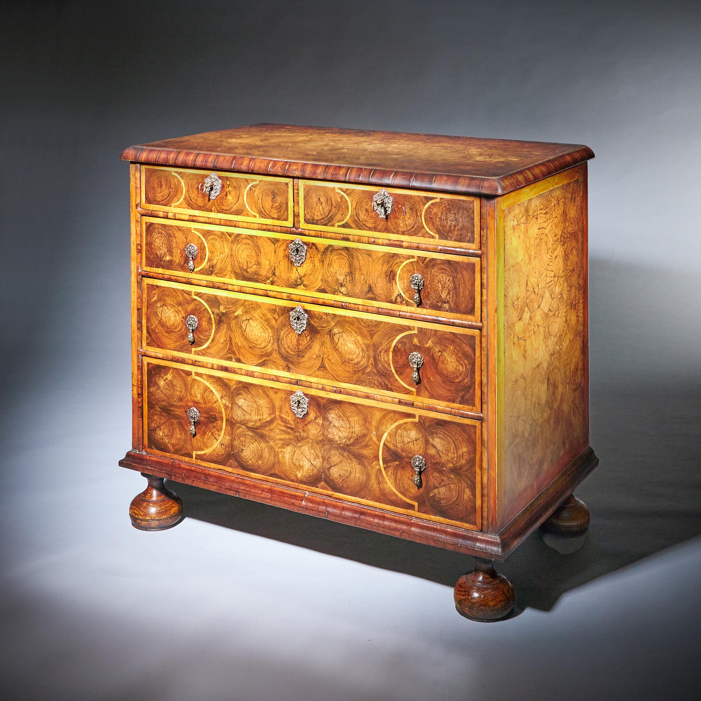 A Fine William and Mary Olive Oyster and Laburnum Chest, Circa 1680-1700 3