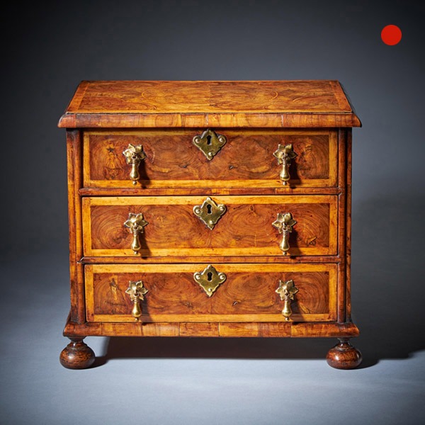 Miniature William and Mary 17th Century Diminutive Olive Oyster Chest C.1690