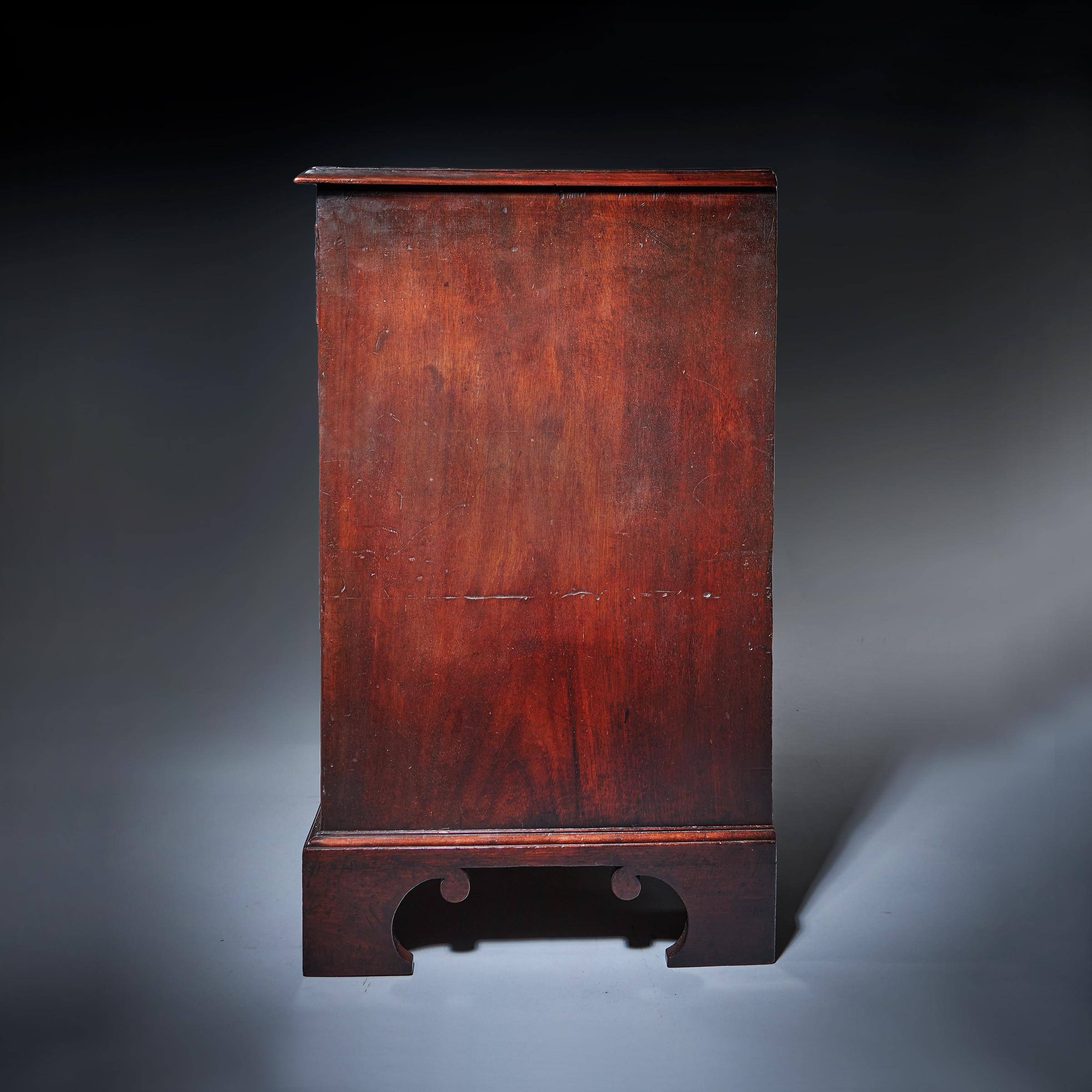 18th Century George III Mahogany Bachelors Chest by Philip Bell, London 11