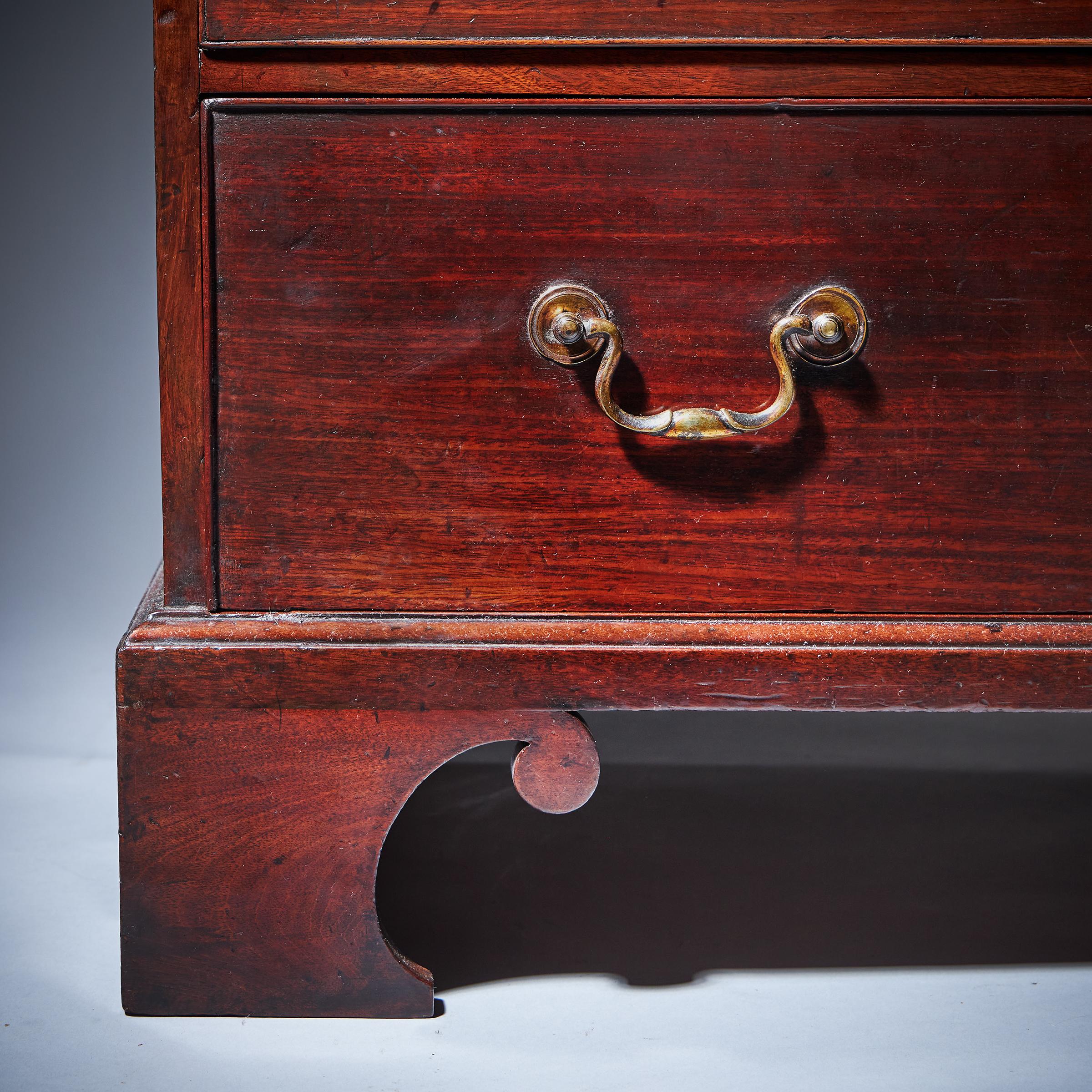 18th Century George III Mahogany Bachelors Chest by Philip Bell, London 5