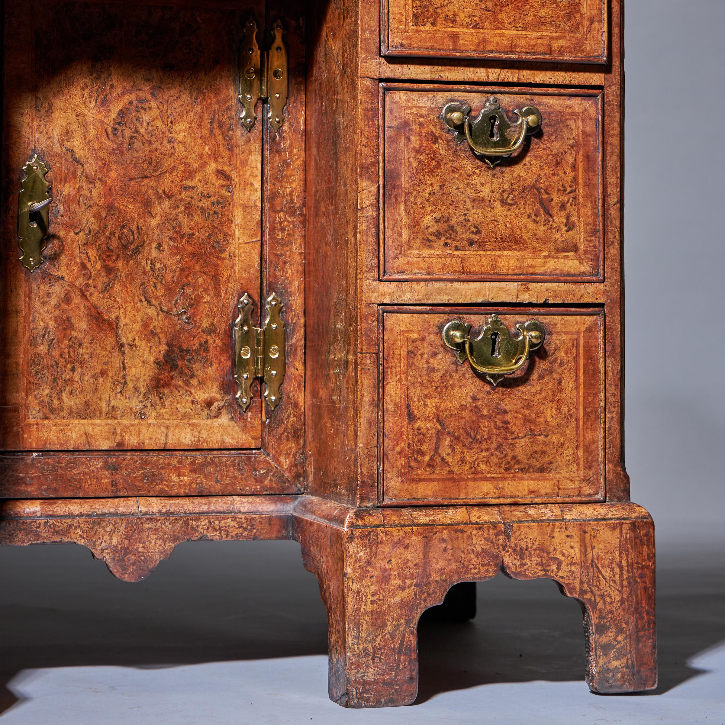 A Unique 18th Century George II Pollard Oak and Walnut Kneehole Desk, Circa 1730 16