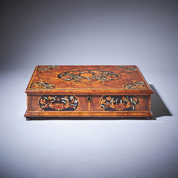 17th Century William and Mary Floral Marquetry Olive Oyster Lace Box, Circa 1685