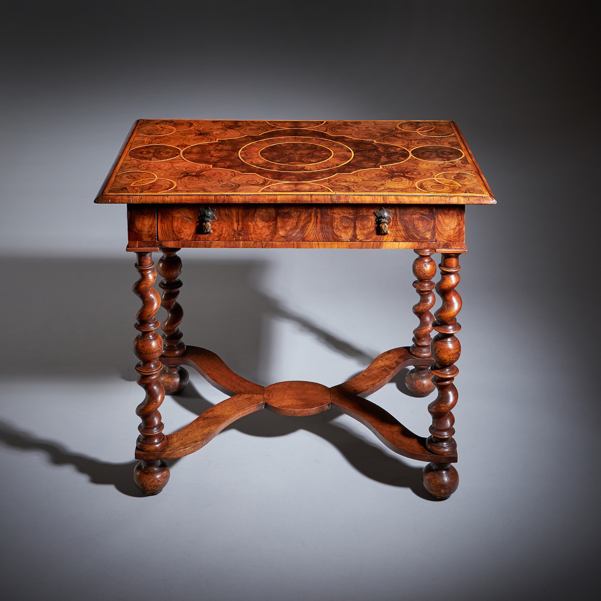 A Fine and Rare 17th Century William and Mary Olive Oyster Table, Circa 1680-1700. England 16