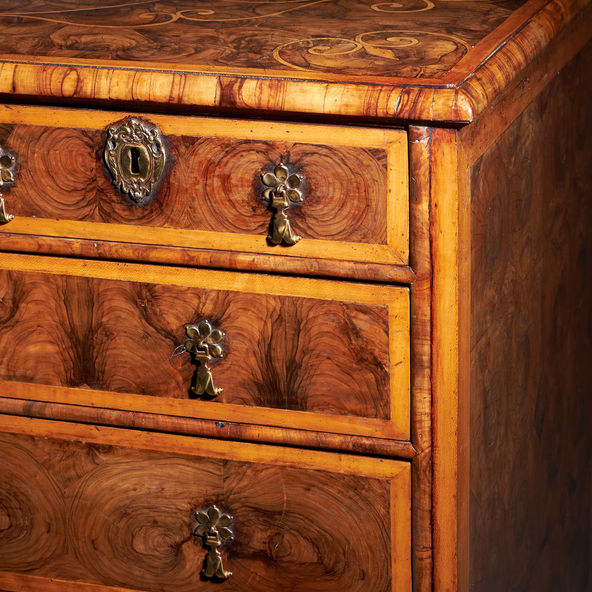 The William and Mary Late 17th Century Olive Oyster Chest, Circa 1690 10