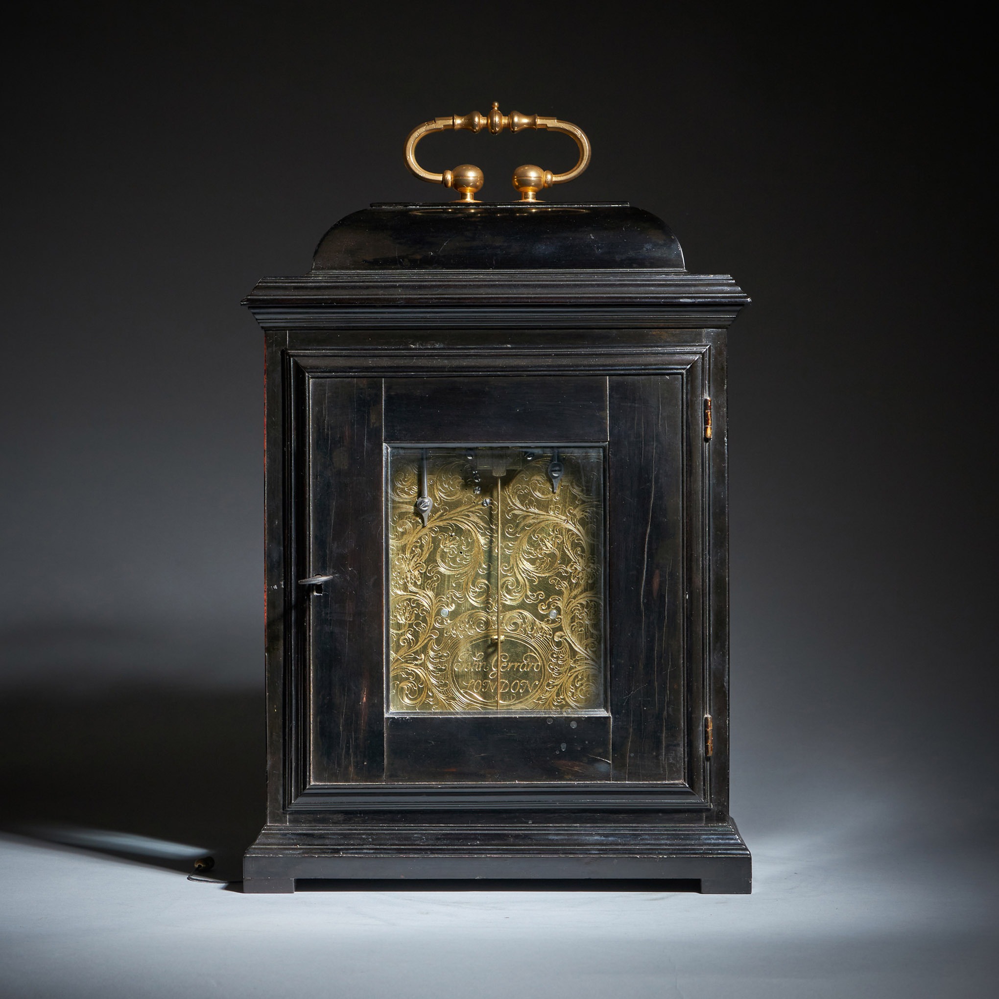 A rare late 17th century English eight-day spring-driven table clock 2