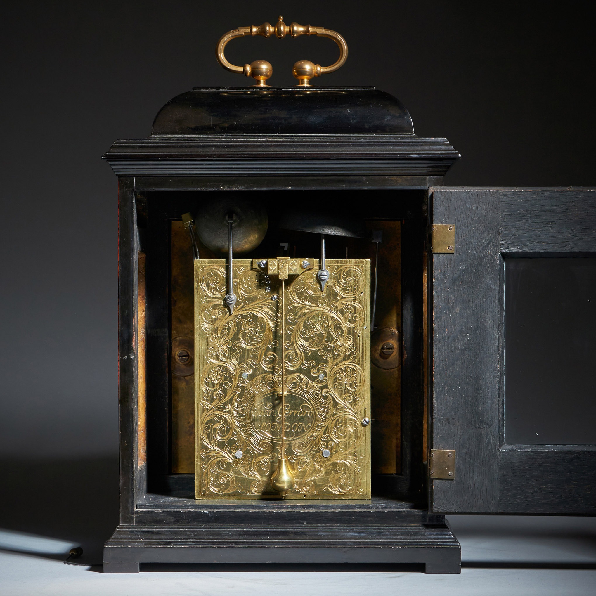 A rare late 17th century English eight-day spring-driven table clock 7