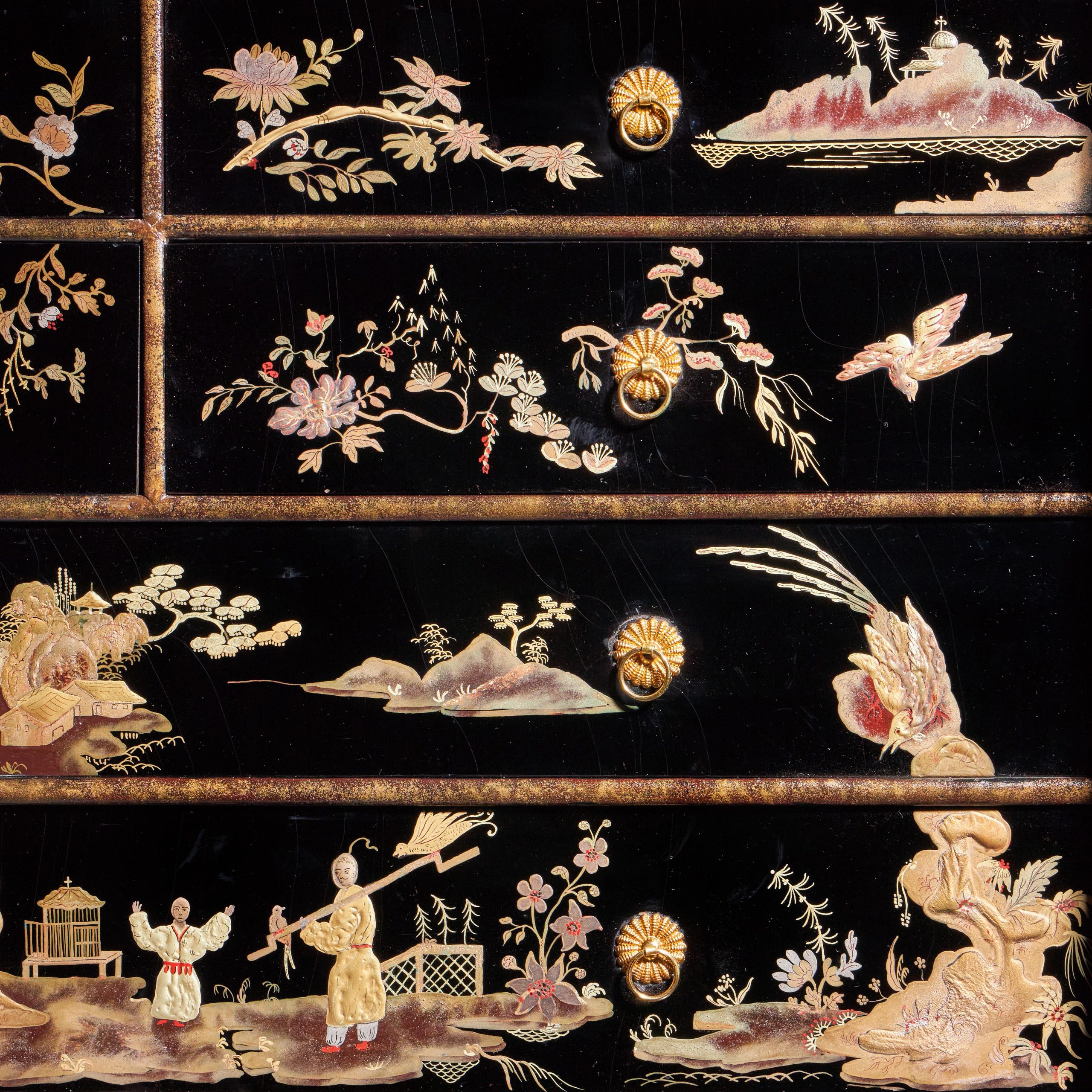 A Rare and Fine George III 18th Century Chinoiserie Lacquer Cabinet on Stand 10