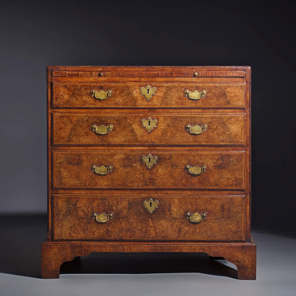 A George I 18th Century Burr Walnut Caddy Chest of Drawers, Circa 1720-1730